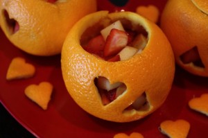 Valentine-Orange-Heart-Fruit-Cup
