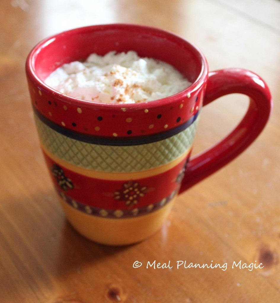 Homemade Vanilla Cinnamon Coffee Creamer-Freezable too! from @mealplanmom