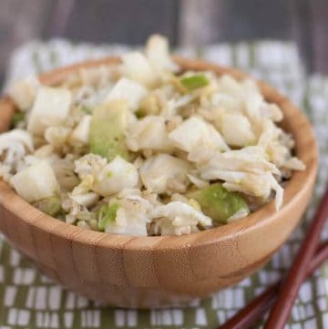 This Jicama Avocado Crab and Brown Rice salad has an Asian flare to it and is perfect for a light lunch or as a side dish. Find the recipe at MealPlanningMagic.com