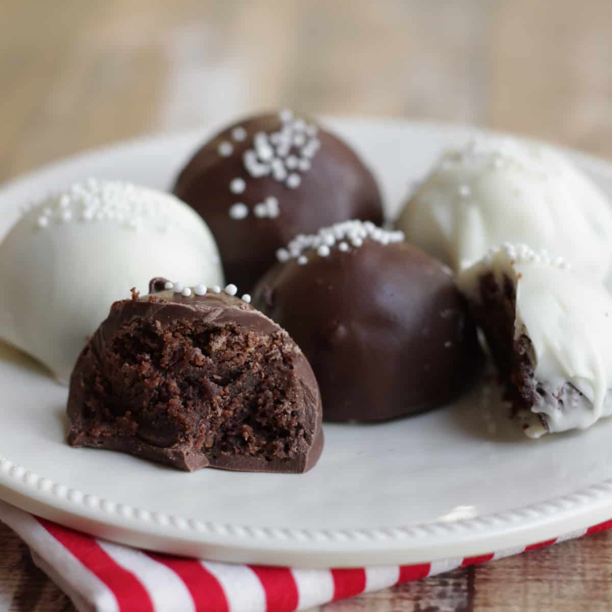 Fudgy Brownie Cake Balls Meal Planning Magic