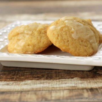 Lemon Honey Cookies, made with Greek yogurt, are a soft, pillowy cookie bursting with lemon flavor. So easy to make too! | Recipe at MealPlanningMagic.com