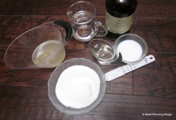 ingredients to make Homemade Salted Caramel Marshmallows 