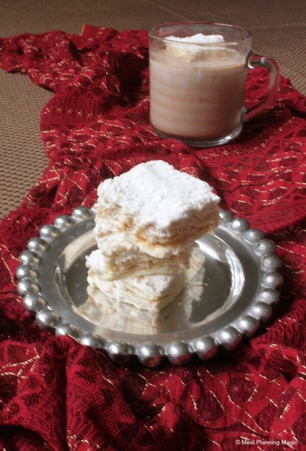 Salted Caramel Homemade Marshmallows | 12 Weeks Christmas Treats hosted by MealPlanningMagic.com | #12wksxmastreats