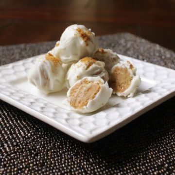 Golden Gingersnap Oreo Cookie Balls| Recipe at MealPlanningMagic.com