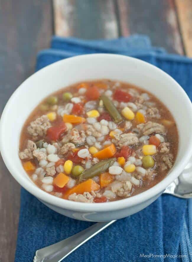 This Simple Slowcooker Turkey Vegetable Barley Soup is a cinch to throw together and better yet, it cooks all day in the slowcooker so dinner's ready at the end of a busy day! | Recipe at MealPlanningMagic.com