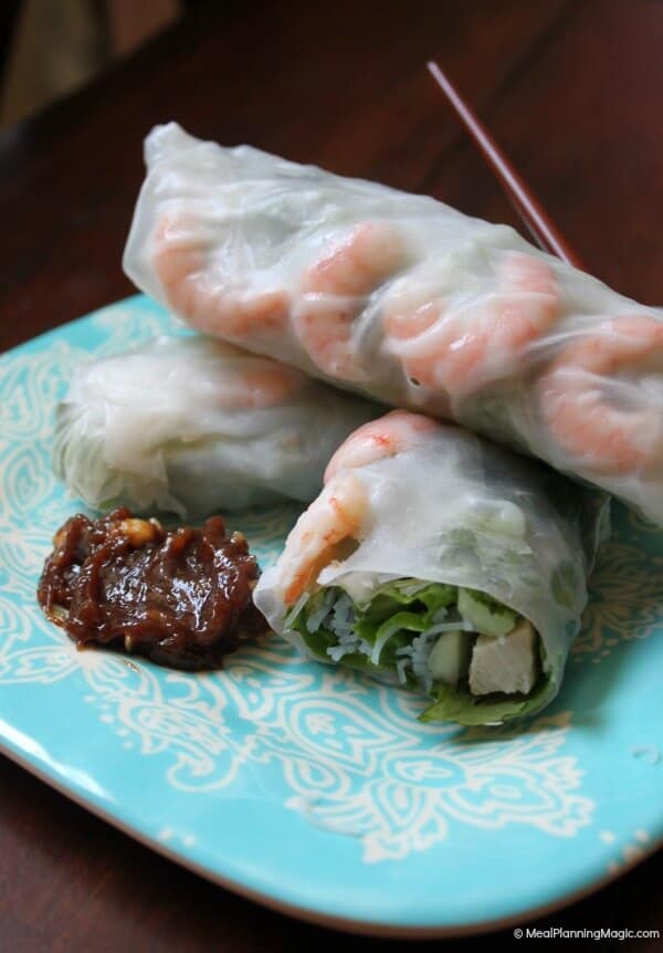 Easy Shrimp and Pork Spring Rolls | #BlogFilmFood | MealPlanningMagic.com