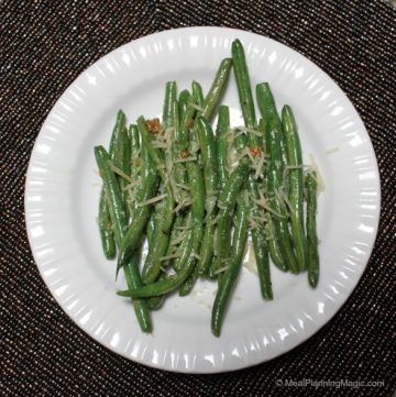 Simple Garlic Green Beans With Parmesan | #EatAtoZChallenge | MealPlanningMagic.com