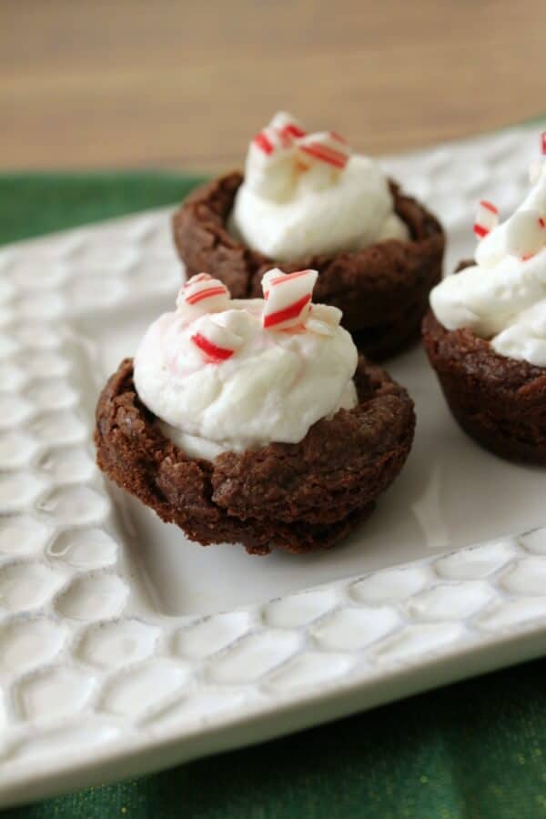 Peppermint Mousse Mini Brownie Cups | 12 Weeks Christmas Treats | Recipe at MealPlanningMagic.com