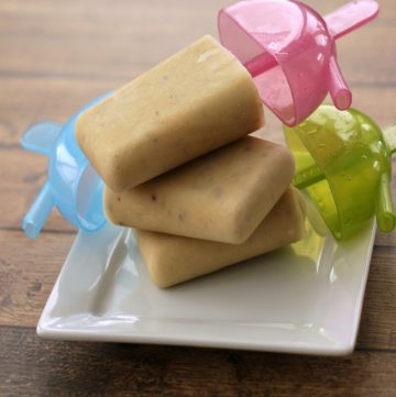 Apple Peanut Butter Cinnamon Popsicles - Just like the after school snack you used to have! | Recipe at MealPlanningMagic.com