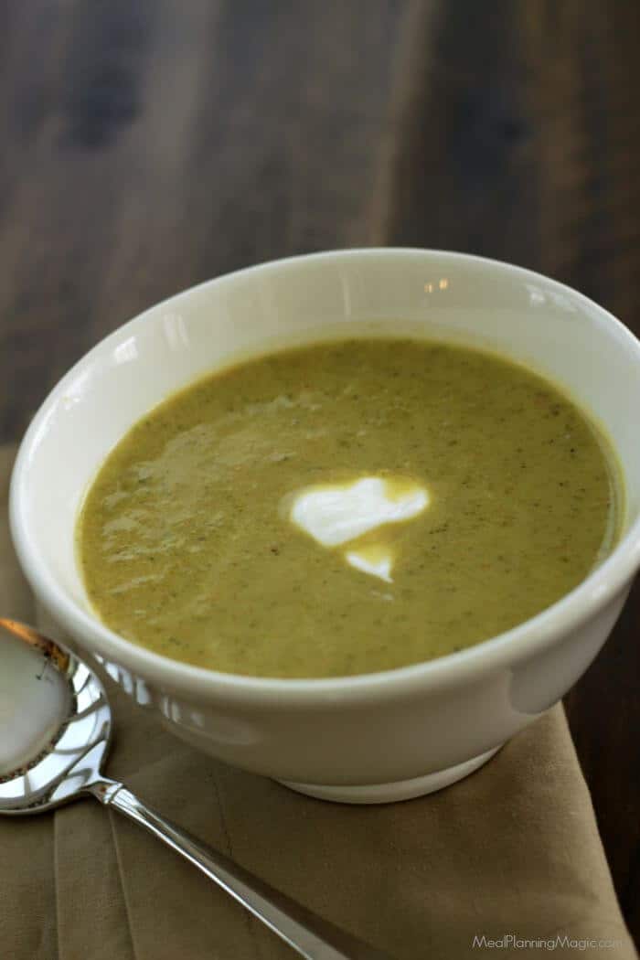 Creamy, Fresh and Simple Roasted Broccoli Soup | Recipe at MealPlanningMagic.com