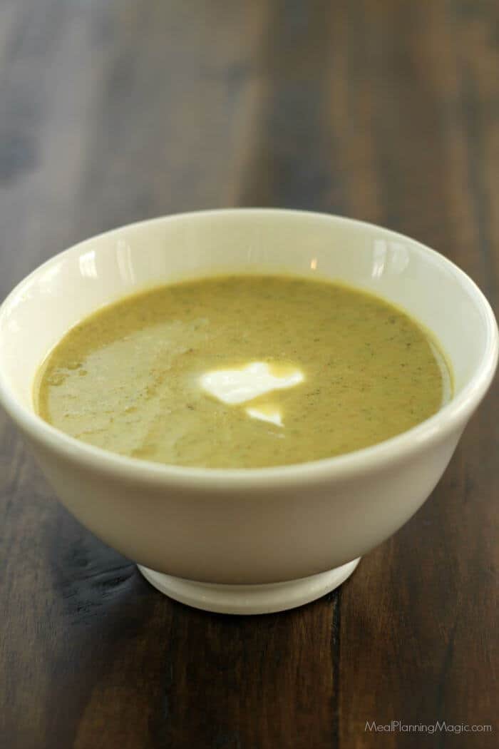 roasted-broccoli-soup-2