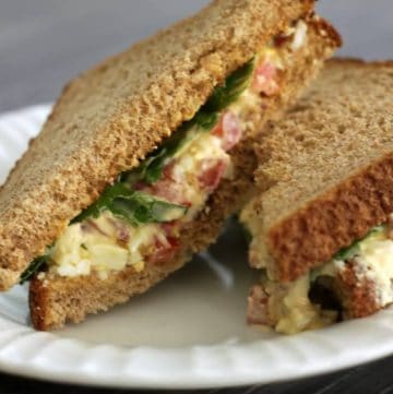 BLT Egg Salad Sandwich ~ A mashup of your favorite flavor combinations all in one sandwich! | Recipe at MealPlanningMagic.com