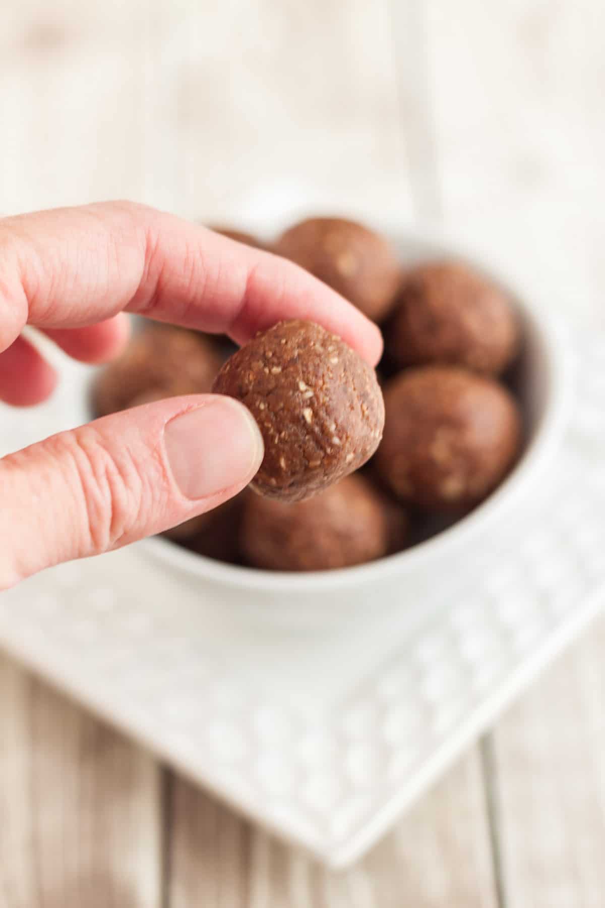 Chocolate Peanut Butter Protein Balls - Organize Yourself Skinny